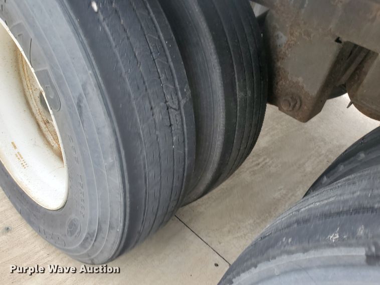 image for item DI5170 2000 Wabash  dry van trailer