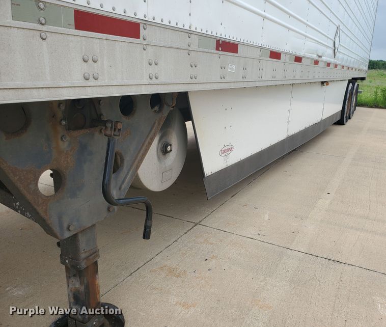 image for item DI5172 2006 Utility VS2RA  refrigerated van trailer