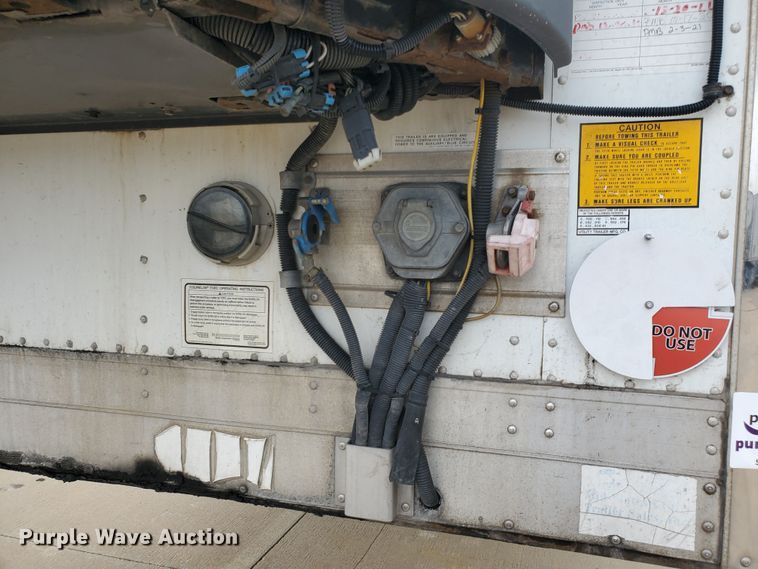 image for item DI5173 2006 Utility VS2RA  refrigerated van trailer