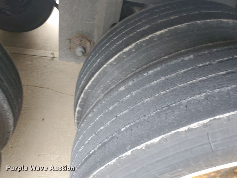 image for item DI5173 2006 Utility VS2RA  refrigerated van trailer