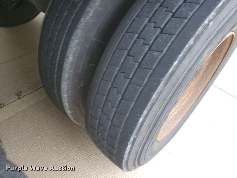 image for item DI5173 2006 Utility VS2RA  refrigerated van trailer