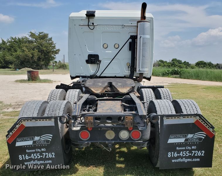 image for item DI5197 2013 International ProStar Plus  semi truck