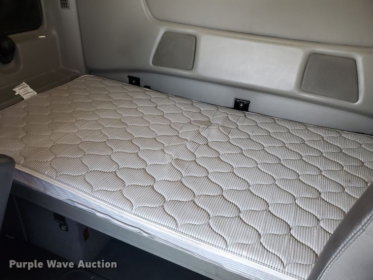 image for item DI5197 2013 International ProStar Plus  semi truck