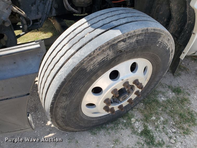 image for item DI5197 2013 International ProStar Plus  semi truck