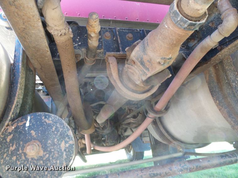 image for item DI5647 1984 Kenworth W900  semi truck