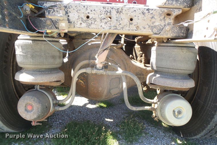 image for item DI5647 1984 Kenworth W900  semi truck