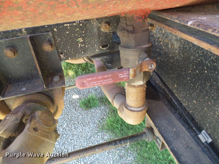 image for item DI5647 1984 Kenworth W900  semi truck