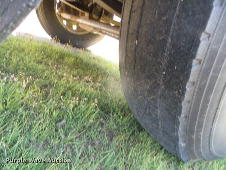 image for item DI5647 1984 Kenworth W900  semi truck