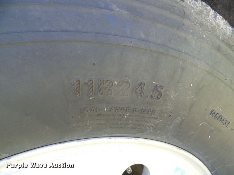 image for item DI5647 1984 Kenworth W900  semi truck