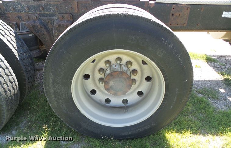 image for item DI5647 1984 Kenworth W900  semi truck