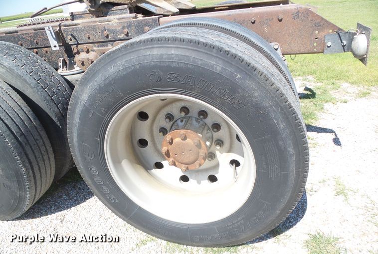 image for item DI5647 1984 Kenworth W900  semi truck