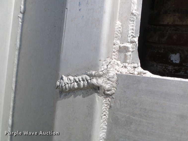 image for item DI5648 1972 Fuerhough DC527  end dump trailer