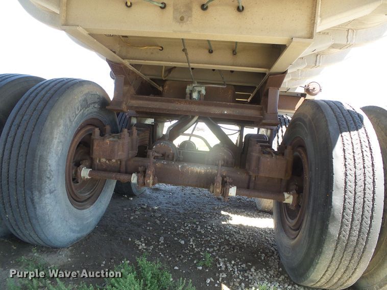 image for item DI5648 1972 Fuerhough DC527  end dump trailer