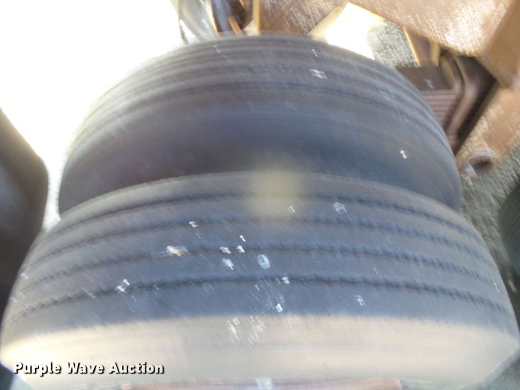 image for item DI5648 1972 Fuerhough DC527  end dump trailer