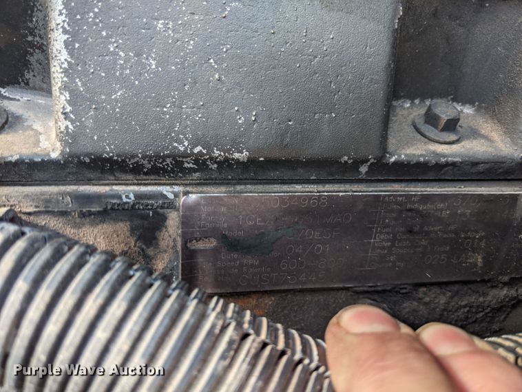 image for item DJ1886 2002 International 9200i  semi truck