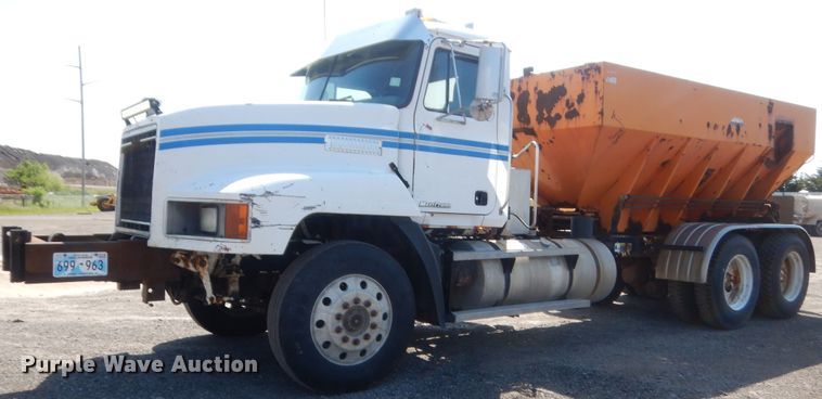 image for item DJ1914 1997 Mack CH613  spreader truck