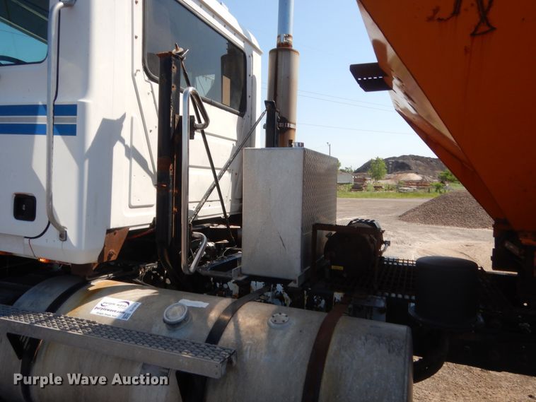 image for item DJ1914 1997 Mack CH613  spreader truck