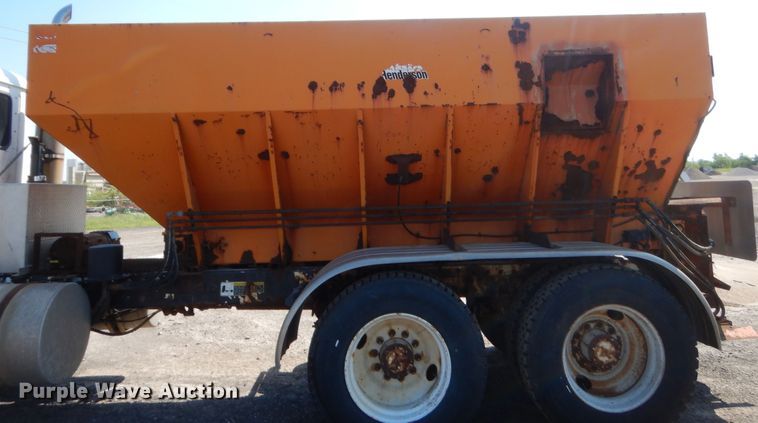 image for item DJ1914 1997 Mack CH613  spreader truck