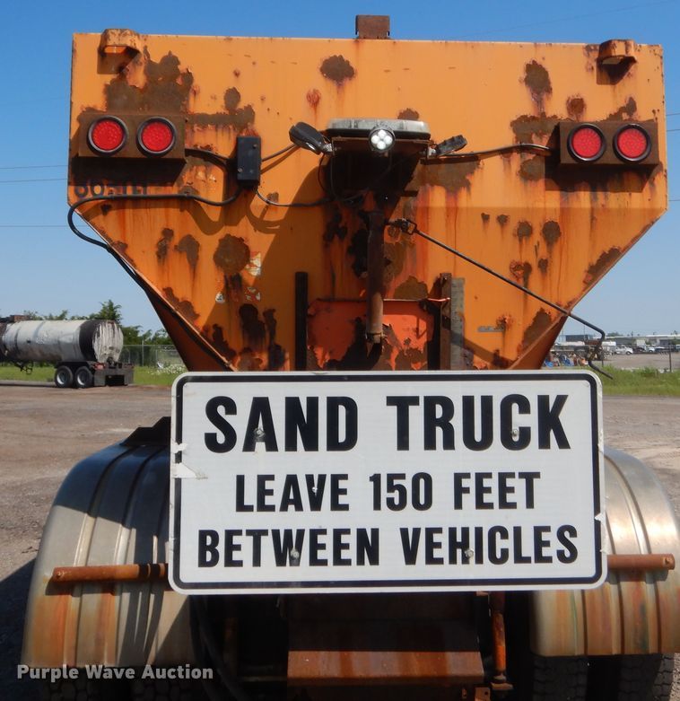 image for item DJ1914 1997 Mack CH613  spreader truck