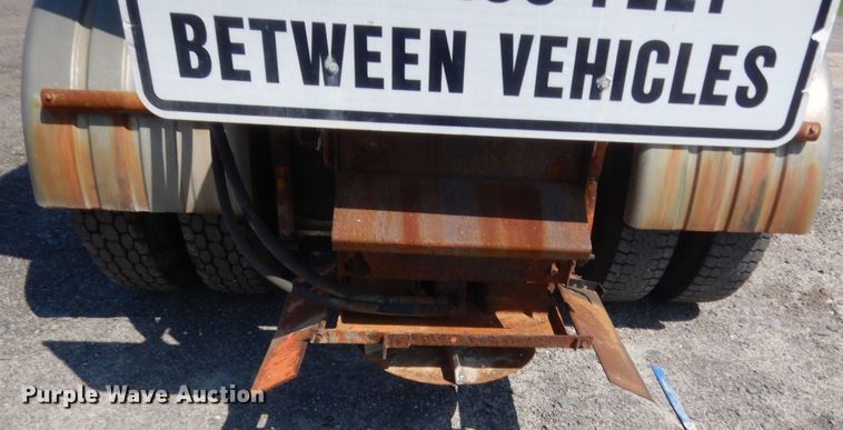 image for item DJ1914 1997 Mack CH613  spreader truck