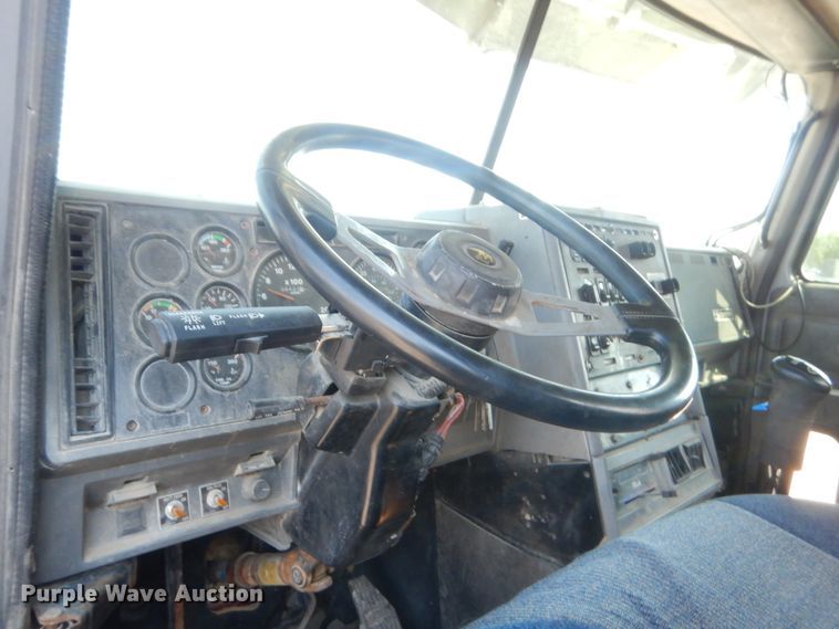 image for item DJ1914 1997 Mack CH613  spreader truck