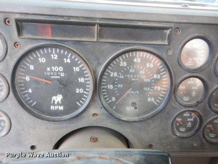 image for item DJ1914 1997 Mack CH613  spreader truck