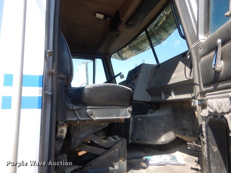 image for item DJ1914 1997 Mack CH613  spreader truck