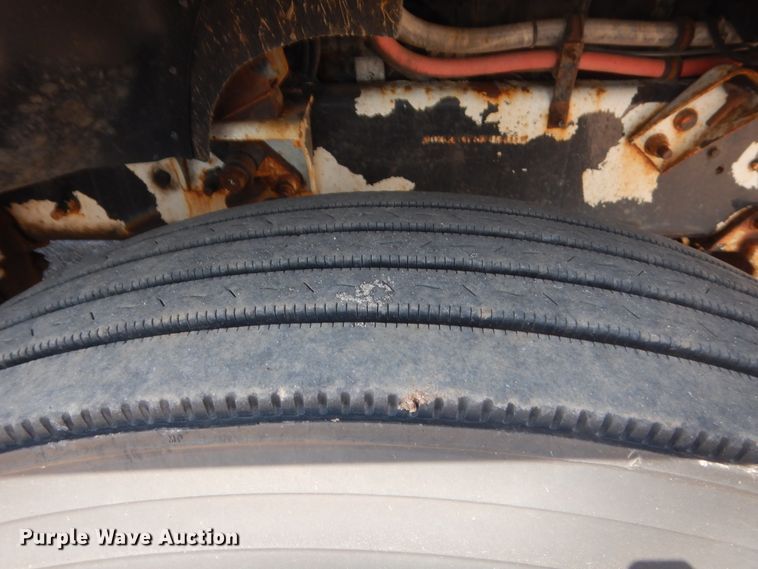 image for item DJ1914 1997 Mack CH613  spreader truck