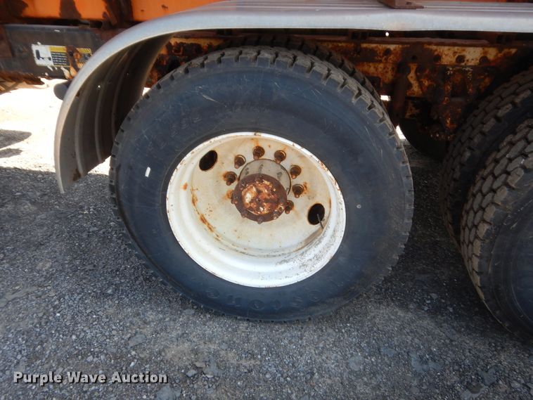 image for item DJ1914 1997 Mack CH613  spreader truck