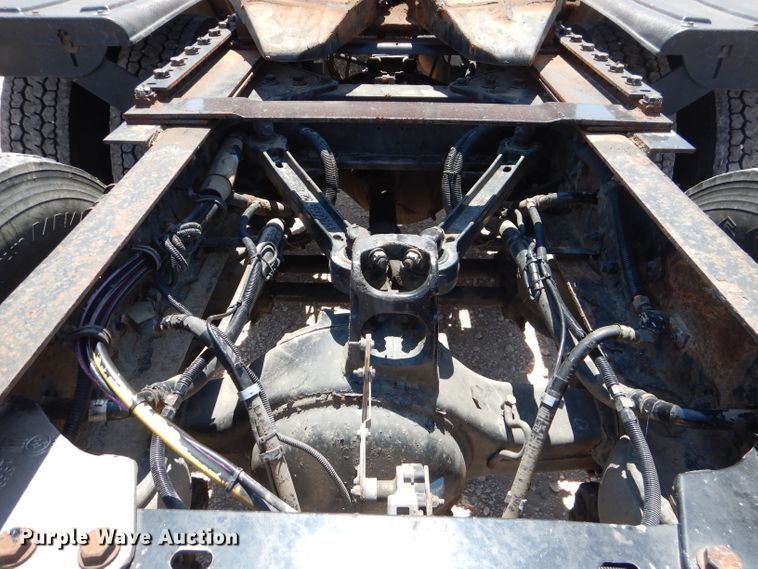 image for item DJ8849 2007 Kenworth T600  semi truck