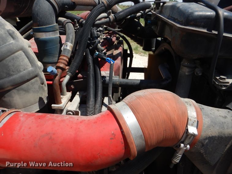 image for item DJ8849 2007 Kenworth T600  semi truck