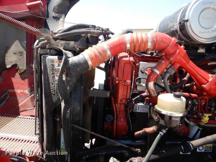 image for item DJ8849 2007 Kenworth T600  semi truck