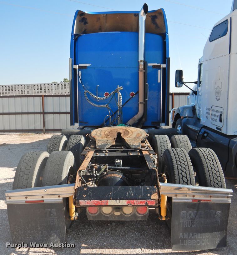 image for item DK2243 2008 Kenworth T600  semi truck