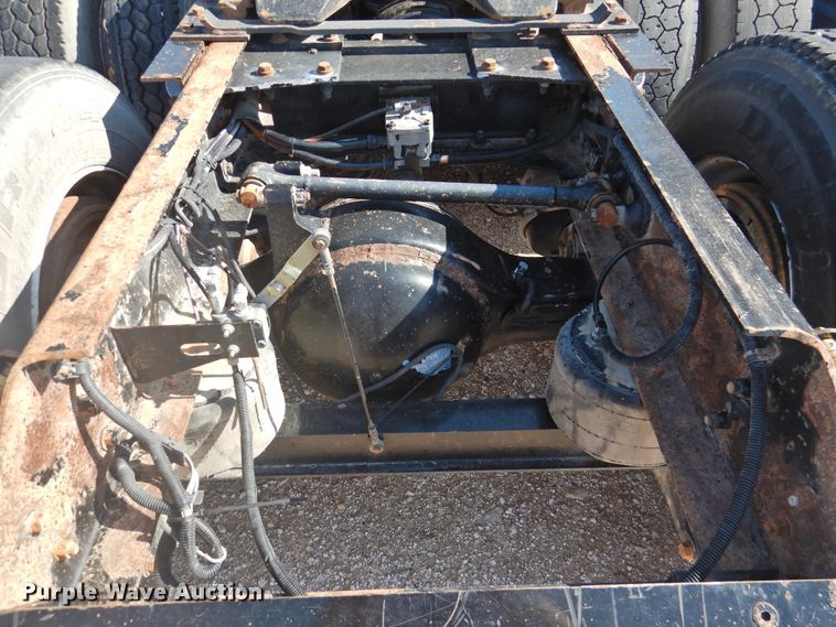 image for item DK2243 2008 Kenworth T600  semi truck