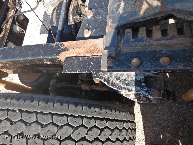 image for item DK2243 2008 Kenworth T600  semi truck