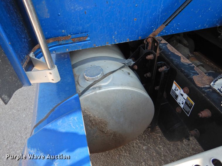 image for item DK2243 2008 Kenworth T600  semi truck