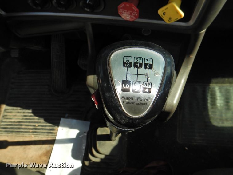 image for item DK2243 2008 Kenworth T600  semi truck