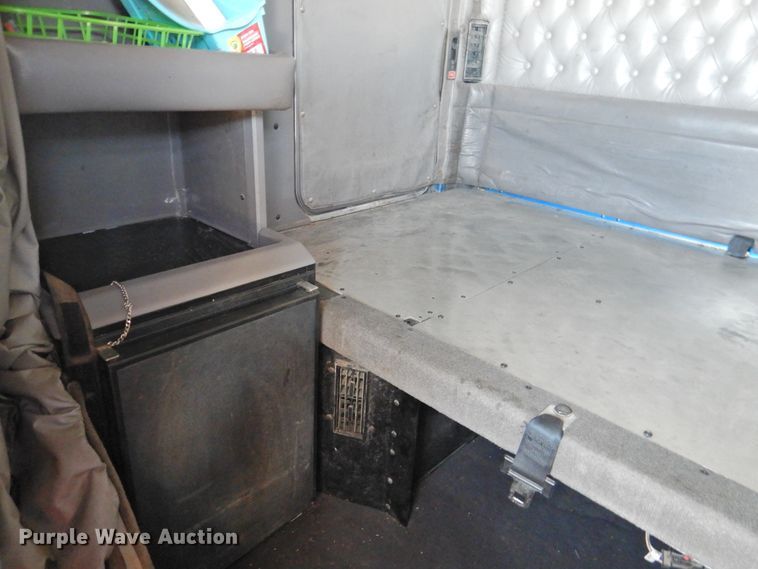 image for item DK2243 2008 Kenworth T600  semi truck