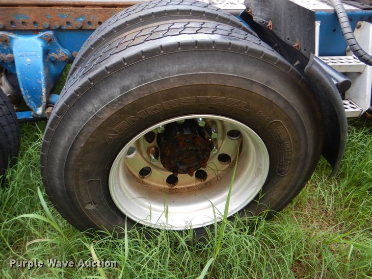 image for item DK5690 2008 Western Star 4900FA  semi truck