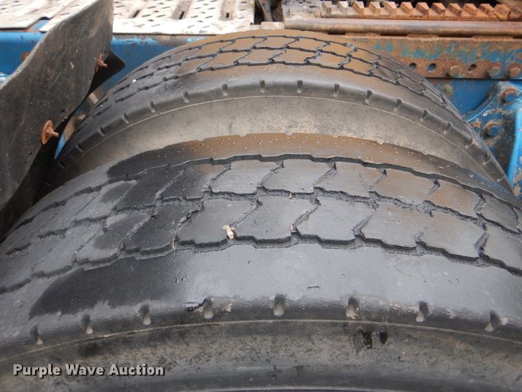 image for item DK5690 2008 Western Star 4900FA  semi truck