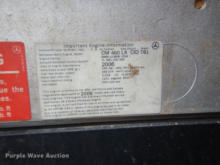 image for item DK5693 2007 Freightliner Columbia 120  semi truck