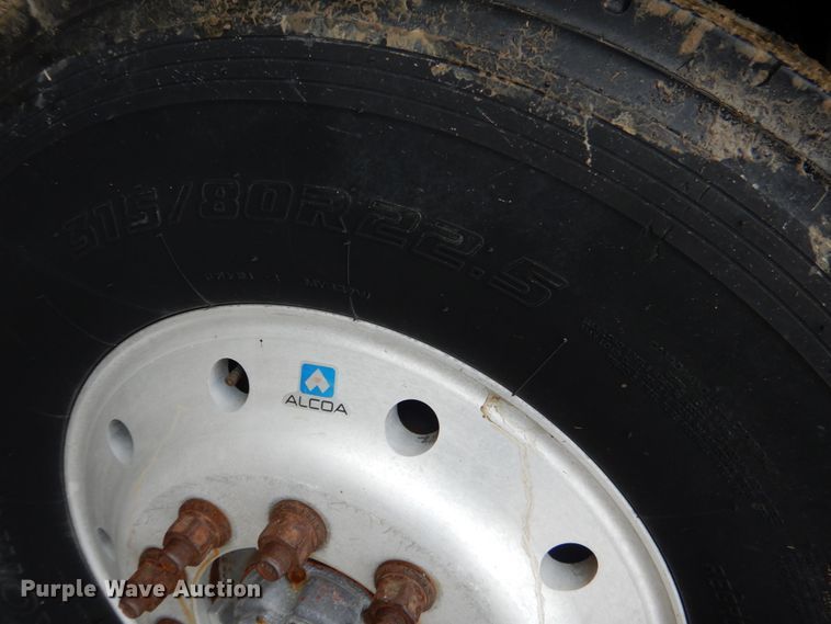 image for item DK5696 1998 Kenworth T800  semi truck