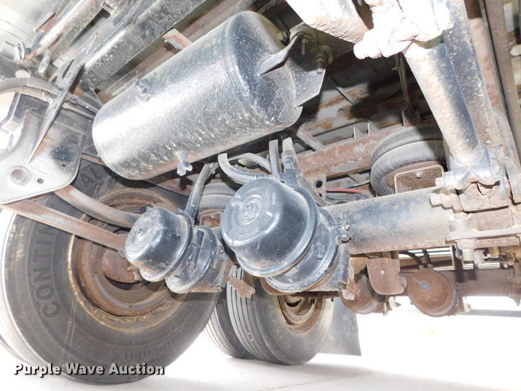 image for item DK8546 1996 Great Dane 74111JWA-53  dry van trailer