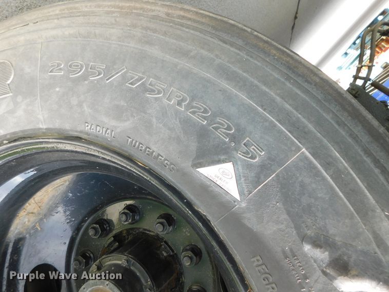 image for item DK8547 1997 Great Dane 7311TJWAQ  dry van trailer