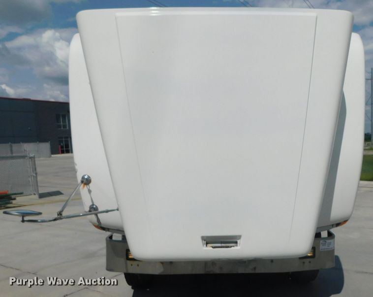 image for item DK8551 1997 Freightliner FLD120  semi truck