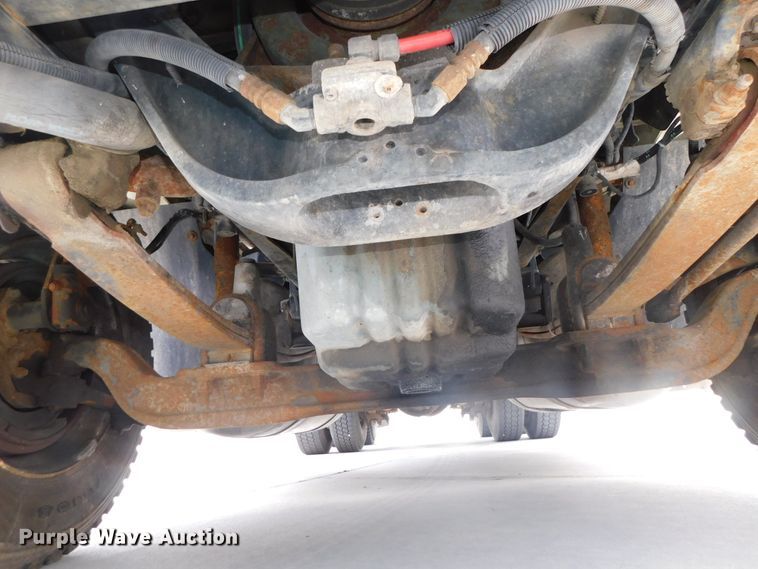 image for item DK8551 1997 Freightliner FLD120  semi truck