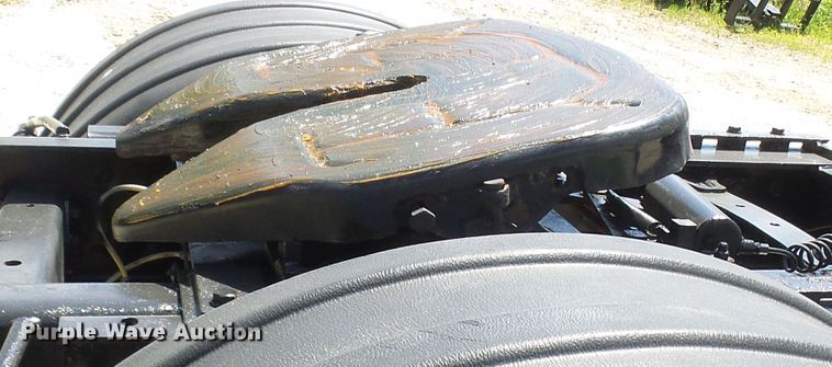 image for item DL0985 2003 Sterling Acterra  semi truck