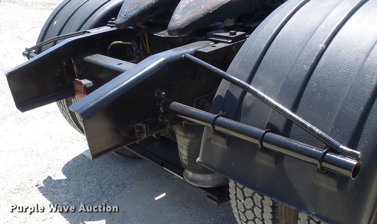 image for item DL0985 2003 Sterling Acterra  semi truck