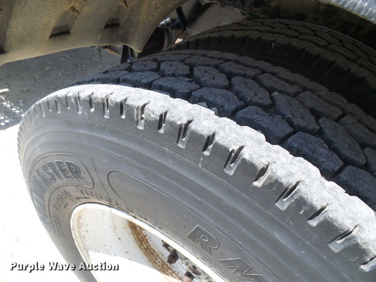 image for item DL0985 2003 Sterling Acterra  semi truck