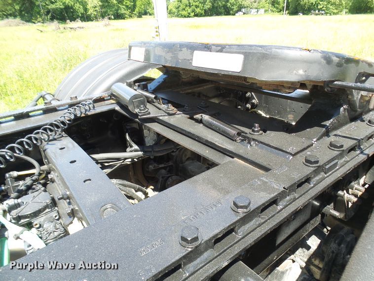 image for item DL0985 2003 Sterling Acterra  semi truck